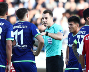 Η δεύτερη κίτρινη του Μαϊντάνα που άφησε την Κηφισιά με 10 παίκτες (video)