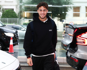 Ο Κωστούλας για πρώτη φορά στην αποστολή της Εθνικής - Αντάμωσε ξανά με Μουζακίτη (photos)