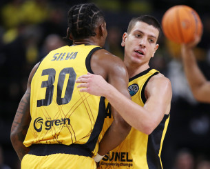 Με την ώθηση του επιβλητικού 20λεπτου η ΑΕΚ στο Μαρούσι