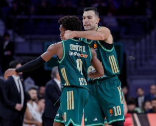 Masterclass δημιουργίας από Σλούκα και Σορτς τη «διαβολοβδομάδα» με 26 ασίστ και μόλις 4 λάθη!