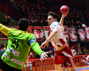 EHF European Cup: Νίκη για Ολυμπιακό, ήττες για ΠΑΟΚ και Δράμα, αποκλεισμός για ΑΕΚ