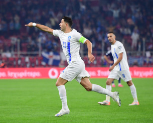 «Όλοι, όλοι, όλοι»: Ο ηγετικός πανηγυρισμός του Μπακασέτα στο γκολ (video)