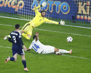 Γκόρντον στο Athletiko: «Η Ελλάδα θα πρωταγωνιστήσει τα επόμενα χρόνια - Εξαιρετικός ο Καρέτσας» (video)