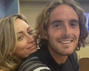 H Μπαντόσα παραδέχθηκε τον χωρισμό με τον Τσιτσιπά με μια προκλητική αφιέρωση: «Χρυσό μετάλλιο για τον μεγαλύτερο βλάκα» (video)