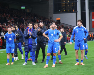 Κριτική του «Footmercato» στην Εθνική Ελλάδας: «Ανεπαρκής αμυντικά, ανέτοιμη, βυθίζεται σε τέλμα...»