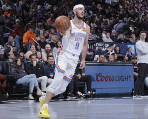 Ξέσπασαν στους Κινγς οι Θάντερ, επέστρεψαν στις νίκες οι Σπερς