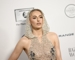 Η «Γυναίκα της Χρονιάς» παίζει ποδόσφαιρο στην Άρσεναλ και χαρίζει τίτλους στην Εθνική Αγγλίας