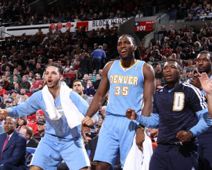 Ο Κένεθ Φαρίντ έχει υπάρξει συμπαίκτης με τρεις παίκτες του Ολυμπιακού