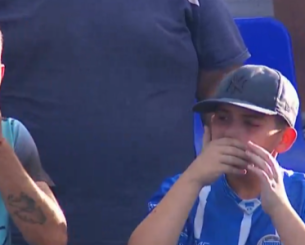 Συγκινητικές στιγμές: Η Γοδόι Κρουζ υποβιβάστηκε – Παίκτες και οπαδοί έκλαιγαν με λυγμούς (video)