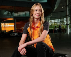 Το μήλο κάτω από τη μηλιά θα πέσει: Η κόρη του Μίκα Χάκινεν ετοιμάζεται για τη Formula 1