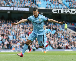 Ήταν... στημένο το περίφημο γκολ του Αγουέρο που χάρισε στην Σίτι τον τίτλο; Οι αποκαλύψεις του διαιτητή