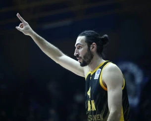 Πρόβλημα στην ΑΕΚ με Κατσίβελη