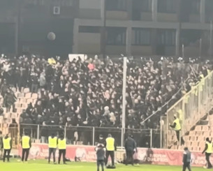 Παραλίγο... συμπλοκή: Ρουμάνοι οπαδοί φώναζαν «Σερβία, Σερβία» - Ποια η αντίδραση των Βόσνιων (video)