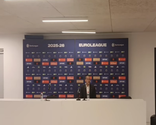 Η πιο σύντομη συνέντευξη τύπου: Ο προπονητής της Βαλένθια μίλησε πέντε δεύτερα και αποχώρησε (video)