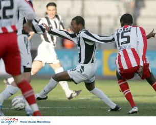 Η «φρενίτιδα» Σικαμπάλα - Ο Αιγύπτιος ζογκλέρ που θα μάθαινε στον... Ριβάλντο λίγη μπάλα!