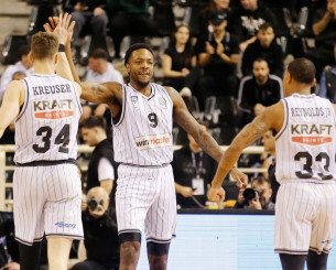 Καταιγιστικός ΠΑΟΚ έστησε... πάρτι κόντρα στην ΑΕΚ και ισοφάρισε