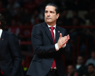 Σφαιρόπουλος: «Δεν είμαι χαρούμενος με την ήττα, αλλά είμαι περήφανος που μπήκαμε στα Play-in»