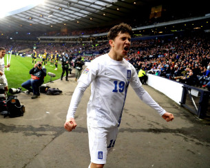 Αποθέωσε τον Καρέτσα ο προπονητής του Τζόλη: «Εχει κάτι το ξεχωριστό, απολαμβάνεις να τον βλέπεις να παίζει»