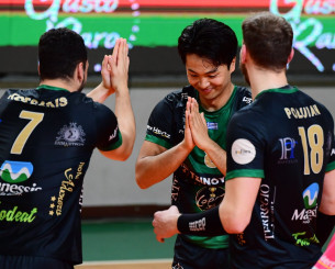 Ο Μίλωνας δεν… μασάει – Κέρδισε 3-0 σετ τον Ολυμπιακό και έφερε την σειρά στο 2-2