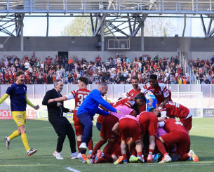 Πανηγυρισμοί για την πρωταθλήτρια ΑΕΛ - Ομάδα και κόσμος μαζί στη γιορτή!