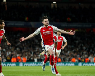 Η Άρσεναλ θέλει να αναβάλει το πάρτι της Λίβερπουλ, αλλά οι «Reds» μπορούν να πανηγυρίσουν τον τίτλο από τον καναπέ