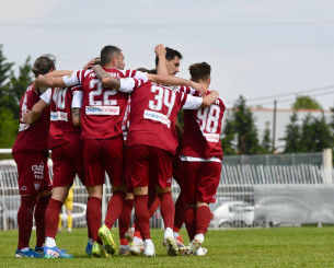 Όλη η ΑΕΛ μια «γροθιά» μετά το τέλος του αγώνα (vid)