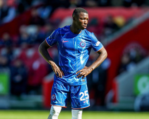 Μπλεξίματα για τον Καϊσέδο της Τσέλσι - Συνελήφθη να οδηγεί χωρίς δίπλωμα