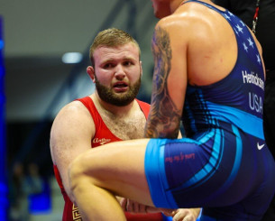 Ο Χοσόνοφ θα παλέψει για το χάλκινο στο Ευρωπαϊκό πάλης!