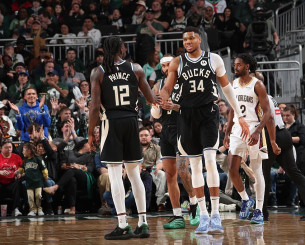 Τα highlights της νέας επιβλητικής εμφάνισης του Γιάννη με τους Μπακς