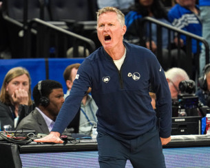 Ο Κερ τα έψαλε στον Χιλντ για πάσα που δεν έδωσε στον Κάρι (vid)