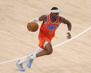 Η κατρακύλα των Λέικερς κόντρα στους Θάντερ και οι καταιγιστικοί Γουόριορς