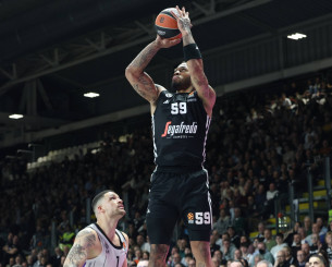 Αλλαγή στην ΑΕΚ: Τάκερ αντί Ομπιέσε στην Stoiximan GBL (pic)