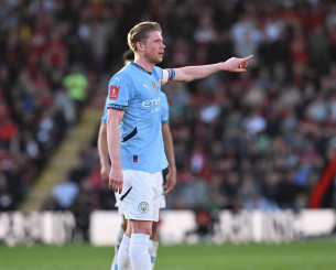 «Η πρώτη από πολλές αποχωρήσεις αυτό το καλοκαίρι;» και άλλες ερωτήσεις μετά το τέλος του Ντε Μπρόινε από τη Σίτι