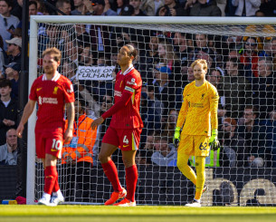 Η Λίβερπουλ έγραψε ιστορία στο πρώτο ημίχρονο με τη Φούλαμ για τους λάθος λόγους