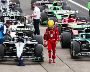 Τι συμβαίνει με τον Χάμιλτον και  την Ferrari;