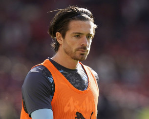 Αδιανόητο σκηνικό στο «Όλντ Τράφορντ»: Οπαδός της Γιουνάιτεντ χαστούκισε τον Γκρίλις και συνελήφθη