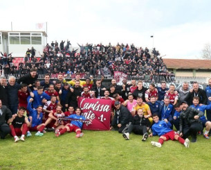 Η πανηγυρική φωτογραφία της ΑΕΛ στη Χαλάστρα μετά την άνοδο! (pic)