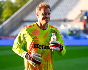 Ο Λέμαν, που συνελήφθη μεθυσμένος έκανε εμετό μπροστά στους αστυνομικούς