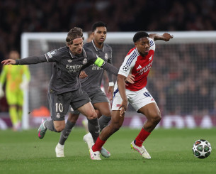 Από το 2006 στο 2025: Ο Μόντριτς επέστρεψε στο Λονδίνο και αντιμετώπισε τον... αγέννητο Λιούις-Σκέλι