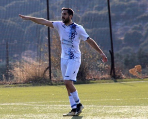 Έτσι παίρνει πρωτάθλημα ο Κώστας Μανωλάς (vid)