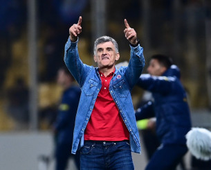 Ντέμης: «Ο Μεντιλίμπαρ έκανε βασικούς τους μικρούς, θα μπορούσε να τους βάζει στο rotation» (video)