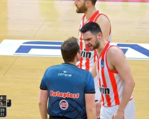 Έξαλλος ο Παπανικολάου με τον διαιτητή - «Ποιος νομίζεις πως είσαι;» (vid)