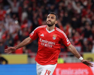 Πρωταγωνιστής ο Παυλίδης στο Άγιαξ – Μπενφίκα!