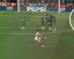 Ο Ράις αψήφησε τους νόμους της φυσικής και η αντίδραση του Εμπαπέ τα λέει όλα (vids)