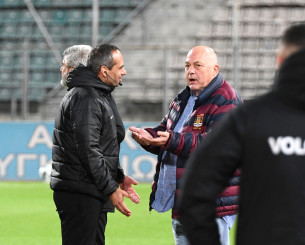 Πυρά Μπέου κατά Λανουά: «Επικίνδυνος ή άσχετος, η καλύτερη λύση είναι η παραίτησή του»