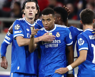 Απίθανο και όμως αληθινό - Η μητέρα του Εμπαπέ πληρώνεται περισσότερο από οκτώ παίκτες της Ρεάλ