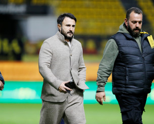 Αποδοκιμασίες για Καρυπίδη και ένταση παρά τη νίκη του Άρη