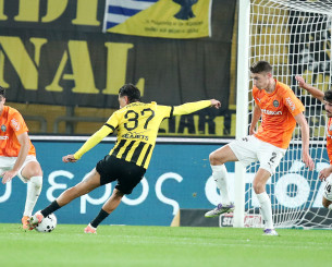 Ο Περέιρα με σουτ το 1-0 για την ΑΕΚ (video)