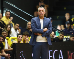 Ο Παπαθεοδώρου άφησε ανοιχτό το ενδεχόμενο αλλαγών στο Μαρούσι