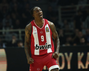 Με τρομερό Λι πέρασε από τον «Πυλαία» ο Ολυμπιακός για το 8/8 στην GBL